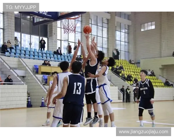 重庆篮球队团队协作能力大幅提升荣获全国篮球团队协作排名新高