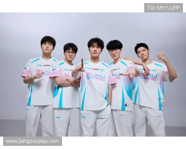 BLG在世界大师赛中以51分稳居积分榜首位,其他战队紧随其后